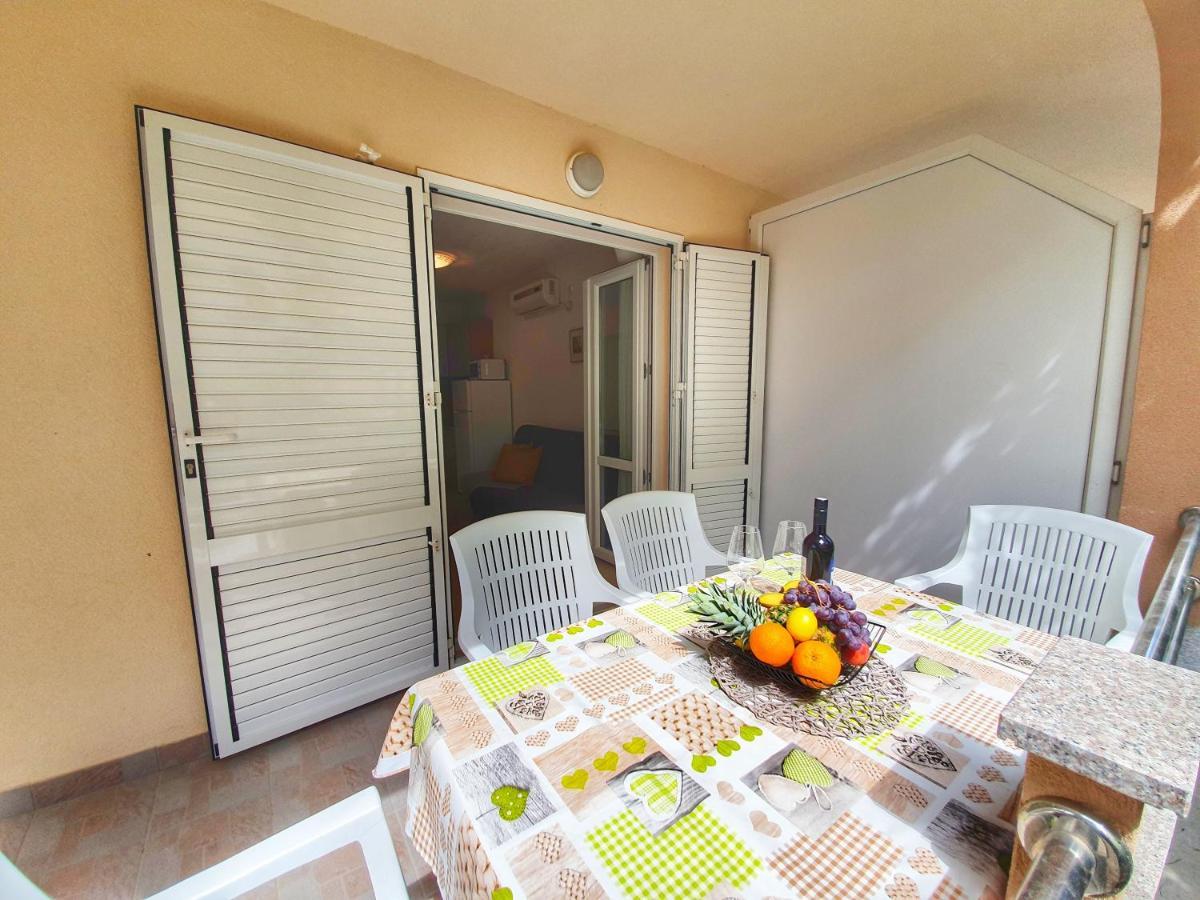 Apartmani Steli Vir Exteriér fotografie